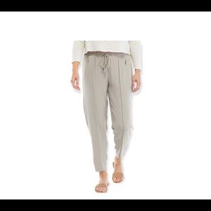SOHO APPAREL NWT Women’s Pants Size M
